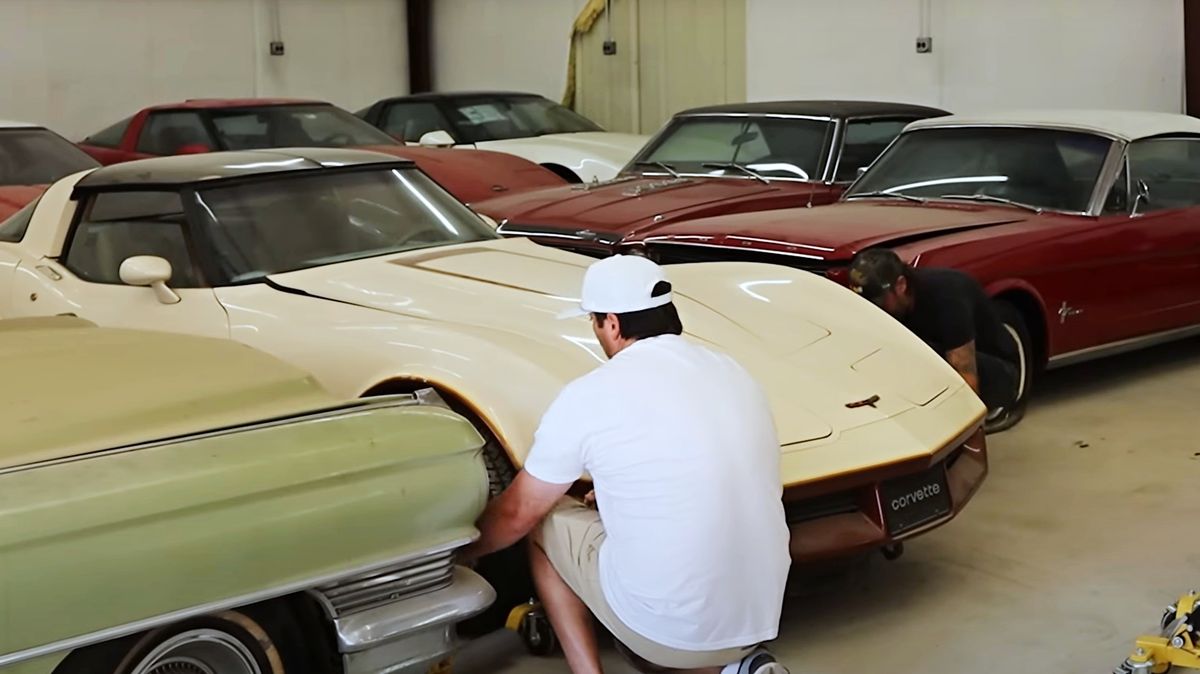 Stumbled upon a Hidden Treasure: Million Dollar Collection of Classic Cars Discovered in Alabama Barn